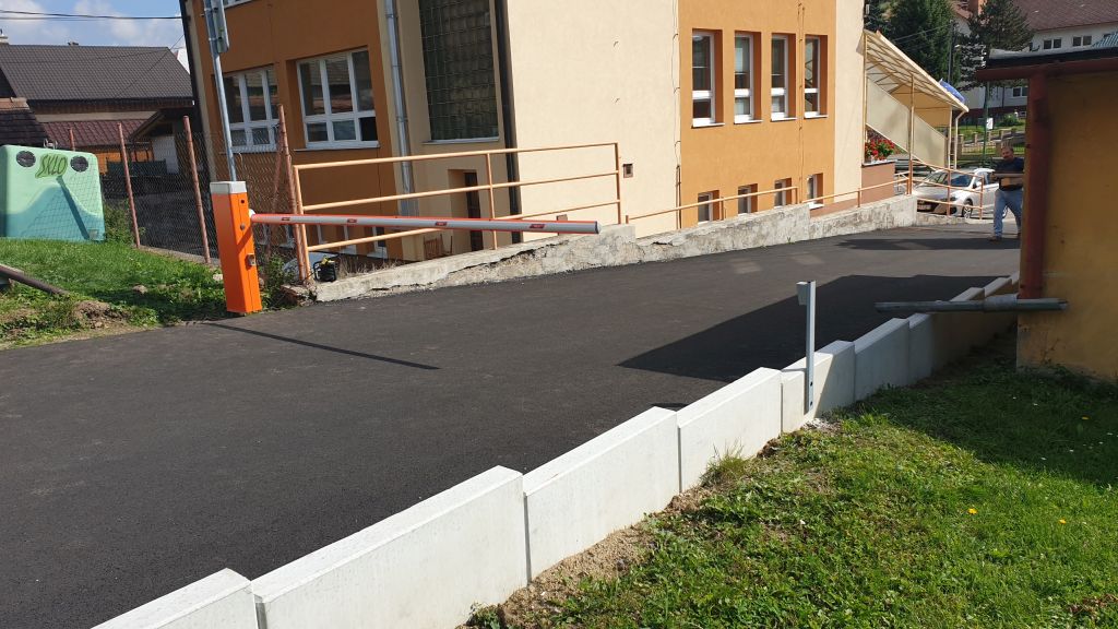 Závora Omšenie Nice-SBar