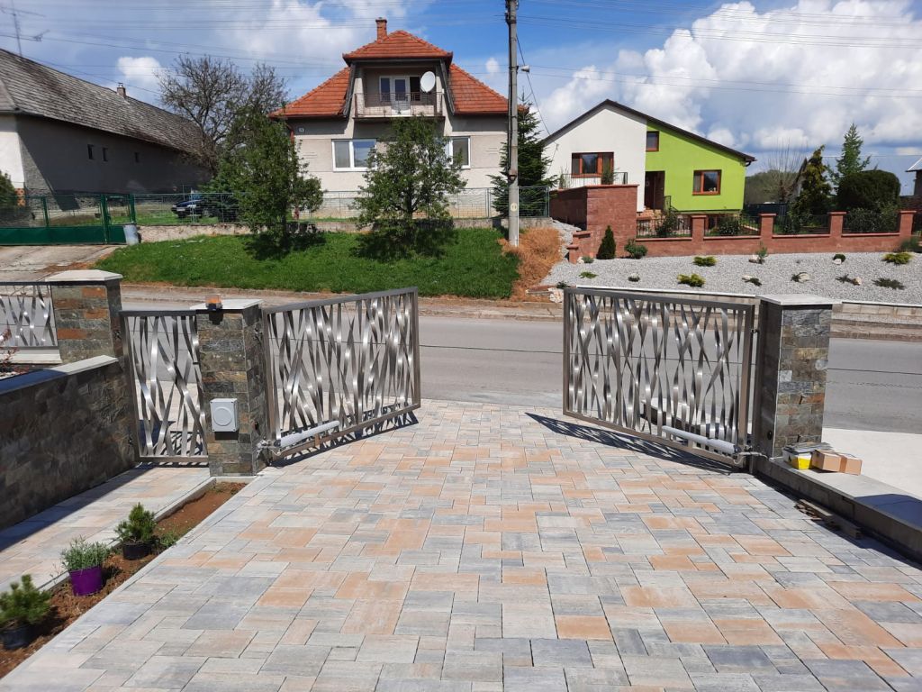 Ruskovce smyčka pred bránou Nice-wingo2024